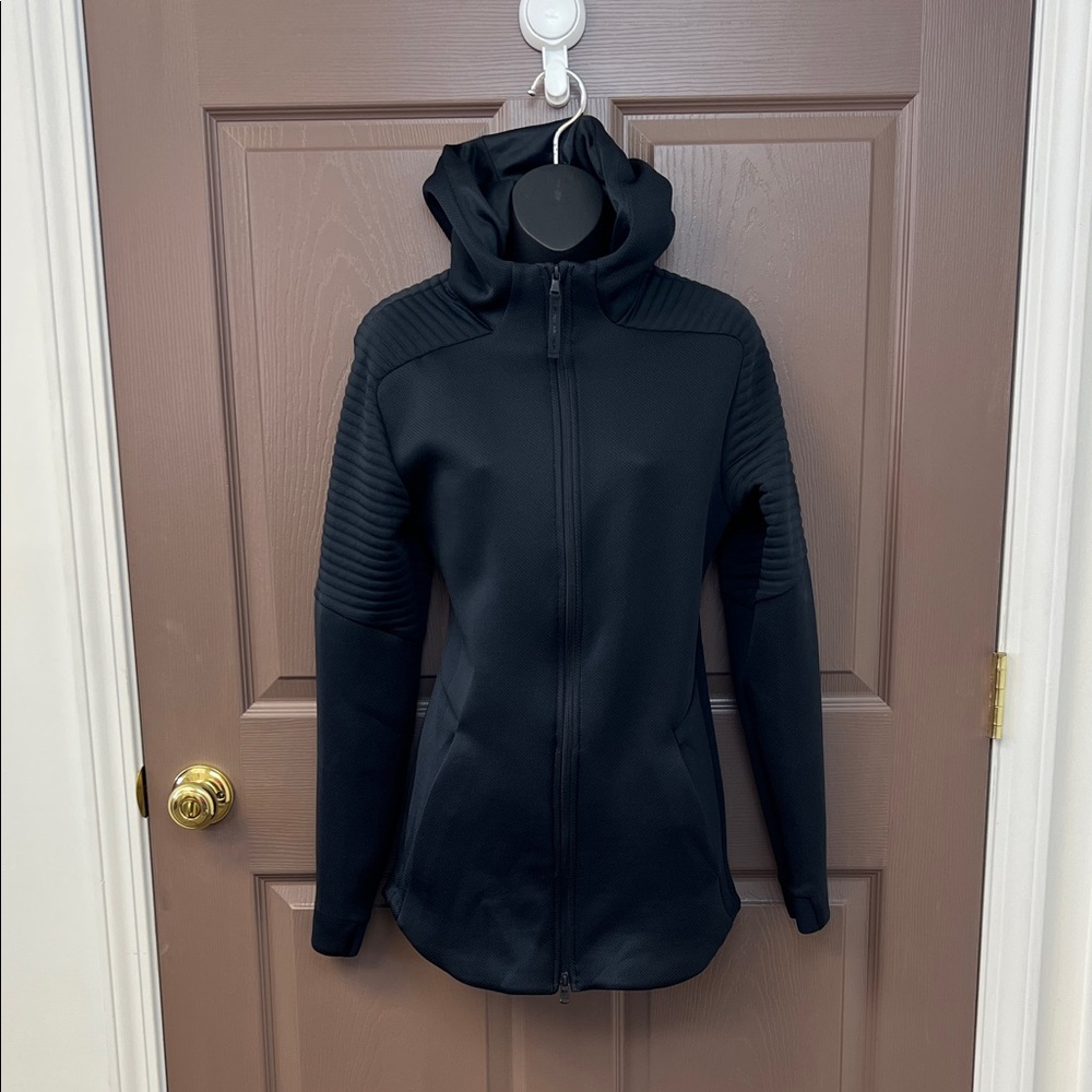 Under Armour Women’s Black Hooded Zip up jacket with UA logo on sleeve Size Smal - Picture 5 of 11